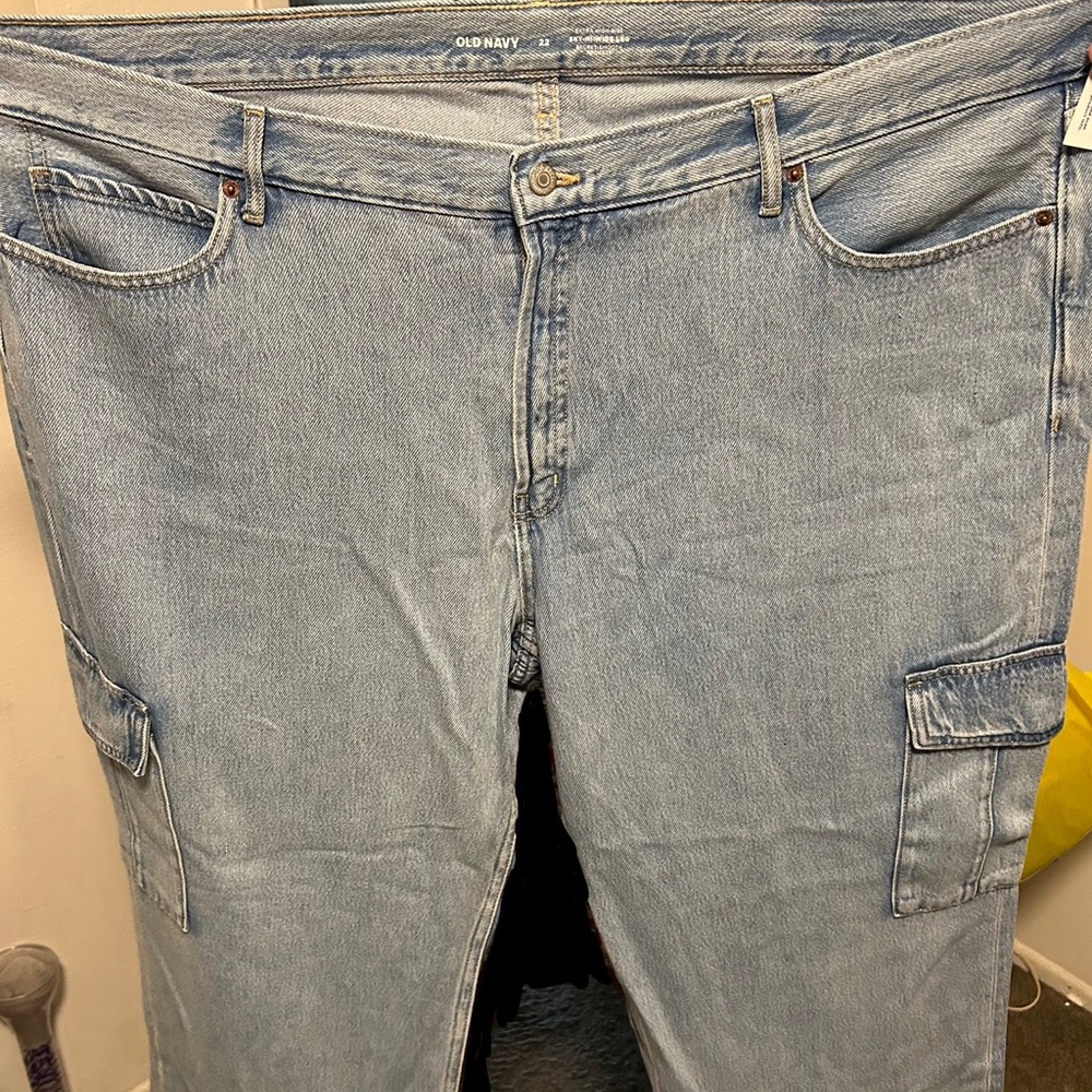 Old Navy Men's Relaxed Light Blue Jeans